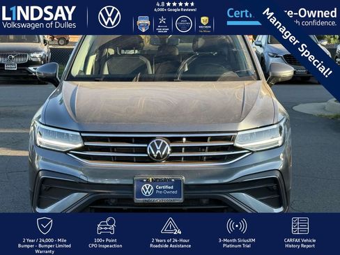 Certified 2022 Volkswagen Tiguan SE image 2