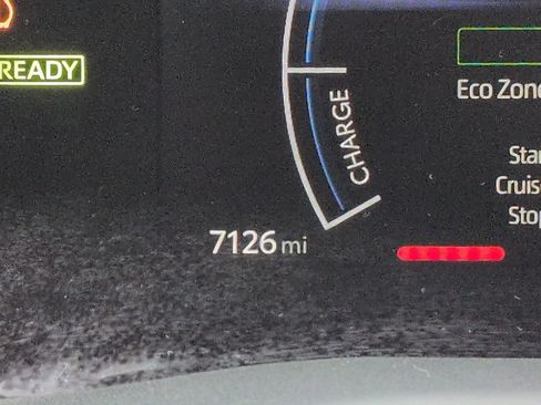 Used 2025 Toyota Camry SE w/ Convenience Package FWD image 25