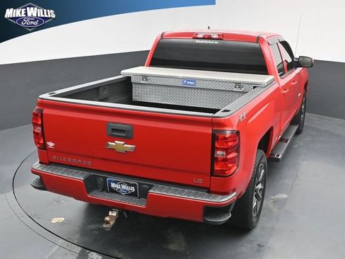 Used 2019 Chevrolet Silverado 1500 LT w/ Texas Edition AWD/4WD image 15