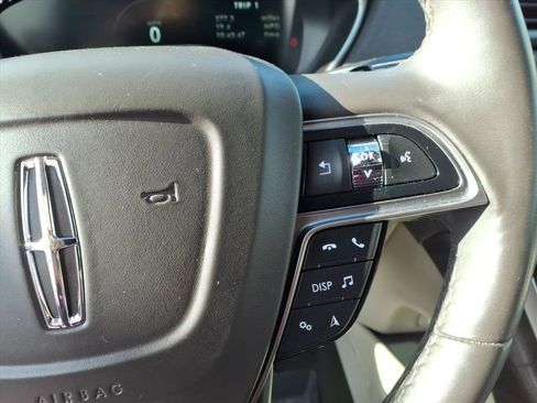 Used 2020 Lincoln Nautilus Reserve w/ Equipment Group 202A image 18