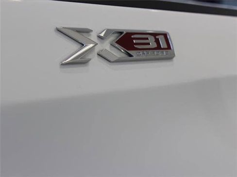 Used 2024 GMC Sierra 1500 Elevation w/ LPO, Elevation Black Package image 48