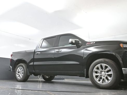 Used 2021 Chevrolet Silverado 1500 LTZ w/ LTZ Premium Package AWD/4WD image 51