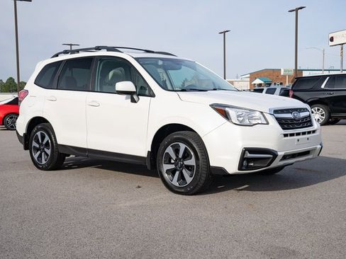 Used 2018 Subaru Forester 2.5i Premium image 8