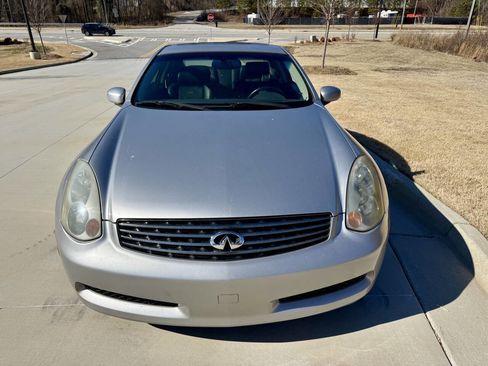 Used 2003 INFINITI G35 Coupe w/ Premium Pkg image 3