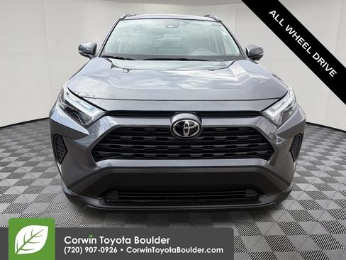 Used 2025 Toyota RAV4 XLE AWD/4WD image 2
