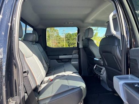 New 2025 Ford F150 Lariat w/ Equipment Group 501A Mid image 5