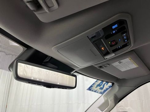 Used 2024 Toyota Tundra Limited w/ TRD Off-Road Package image 22