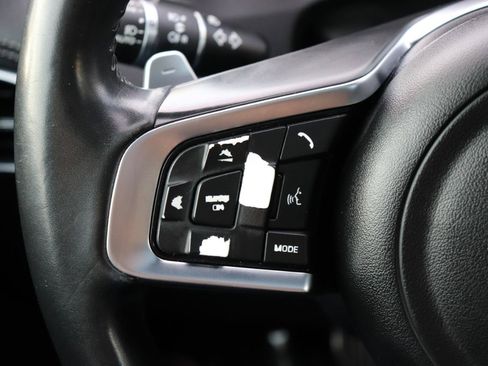 Used 2020 Jaguar F-PACE S AWD/4WD image 31