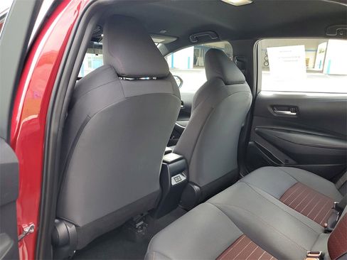 Used 2023 Toyota Corolla SE image 12