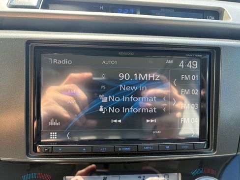 Used 2014 Toyota RAV4 Limited w/ Technology Package FWD image 31