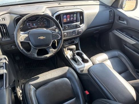 Used 2018 Chevrolet Colorado LT w/ Luxury Package, Chrome AWD/4WD image 3