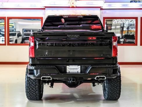 Used 2024 Chevrolet Silverado 1500 RST w/ Z71 Off-Road Package AWD/4WD image 11