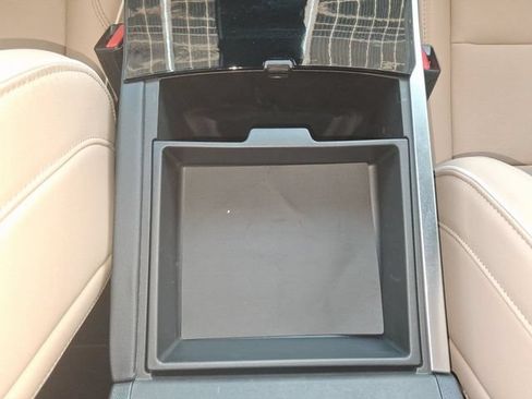 Used 2025 Buick Enclave Preferred w/ Power Package FWD image 35