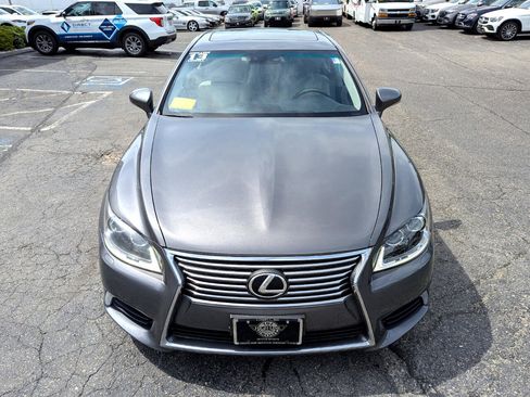 Used 2013 Lexus LS 460 AWD image 3