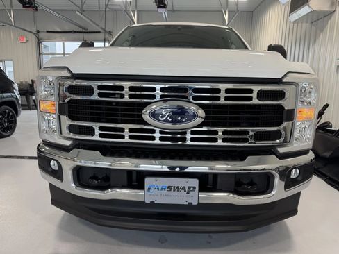 Used 2024 Ford F350 XLT w/ FX4 Off-Road Package AWD/4WD image 2