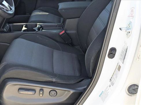 Used 2022 Honda CR-V EX image 17