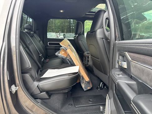 New 2026 RAM 2500 Laramie AWD/4WD image 26