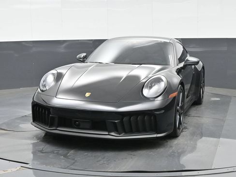 Used 2026 Porsche 911 Carrera GTS RWD image 12