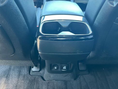 Used 2023 Kia Telluride AWD image 26