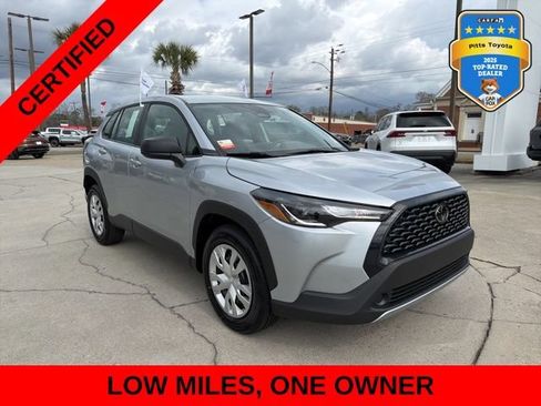 Certified 2025 Toyota Corolla Cross L FWD image 3