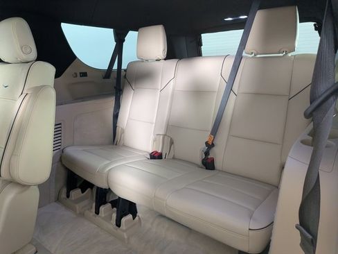 Certified 2023 Cadillac Escalade ESV Premium Luxury image 31