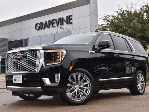 Used 2023 GMC Yukon Denali w/ LPO, Floor Liner Package image 2