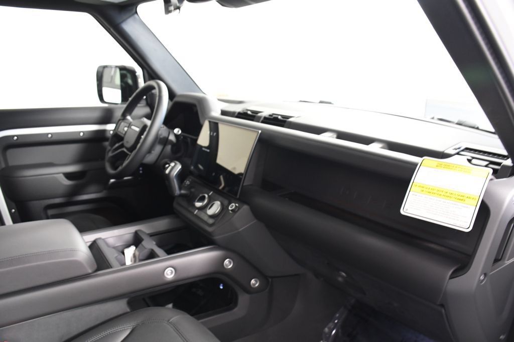 New 2026 Land Rover Defender 110 S AWD/4WD image 19