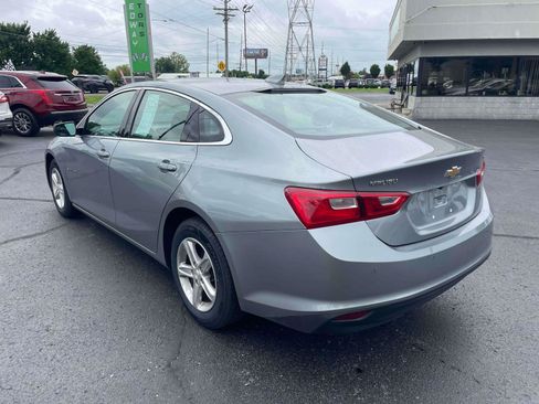 Used 2024 Chevrolet Malibu LT FWD image 3