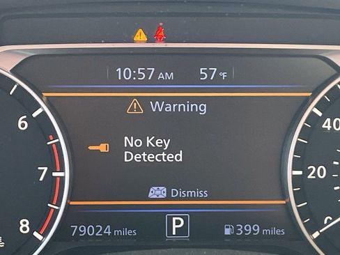 Used 2024 Nissan Altima 2.5 SV image 9