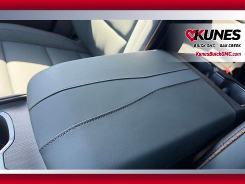 New 2026 GMC Acadia AT4 w/ Luxury Package image 21