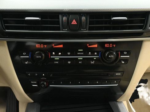 Used 2014 BMW X5 xDrive50i image 39