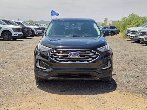 Certified 2024 Ford Edge Titanium AWD/4WD image 2