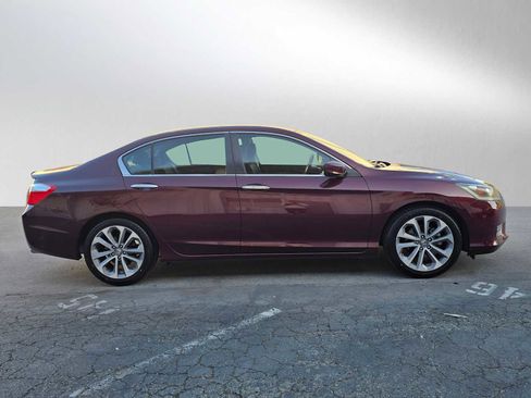 Used 2015 Honda Accord Sport image 2