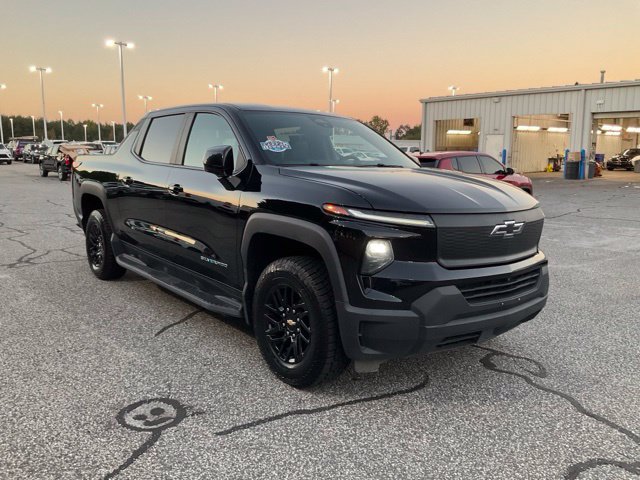 Used 2024 Chevrolet Silverado EV W/T AWD/4WD image 3