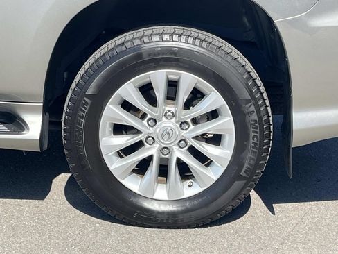 Used 2023 Lexus GX 460 Premium w/ Premium Plus Package AWD/4WD image 12