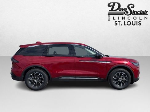 New 2026 Lincoln Nautilus Premier image 2