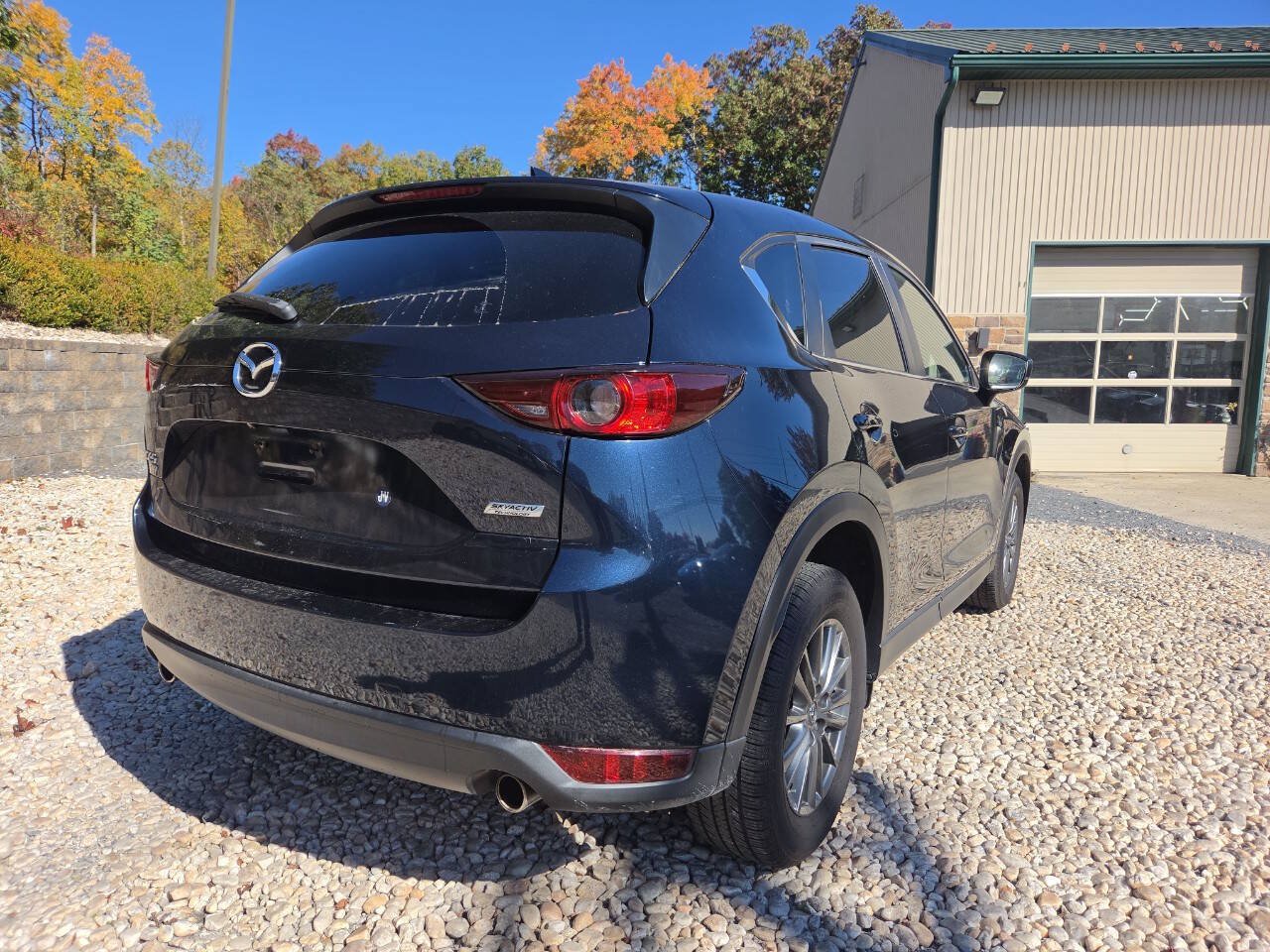 Used 2017 MAZDA CX-5 Touring w/ Preferred Equipment Package AWD/4WD image 6