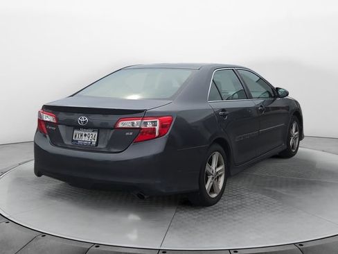 Used 2014 Toyota Camry SE FWD image 5