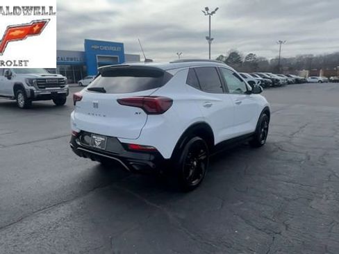 Used 2024 Buick Encore GX Sport Touring w/ Comfort Package image 8