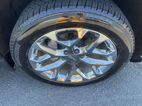 Certified 2022 GMC Sierra 1500 Denali AWD/4WD image 8