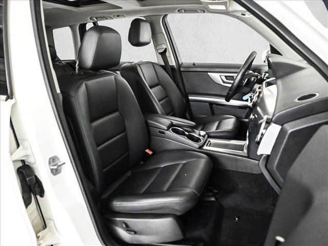 Used 2014 Mercedes-Benz GLK 350 4MATIC image 23