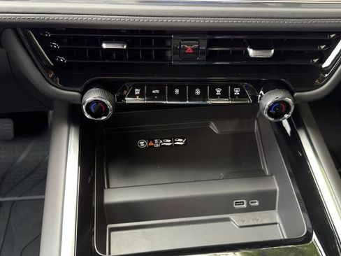 New 2026 Chevrolet Tahoe LT RWD image 15