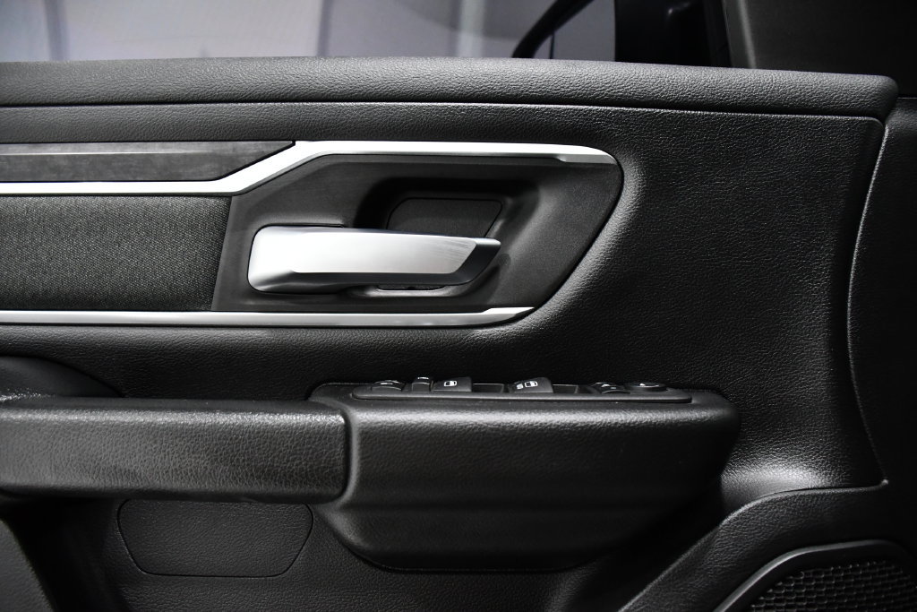 Used 2022 RAM 1500 Big Horn AWD/4WD image 17