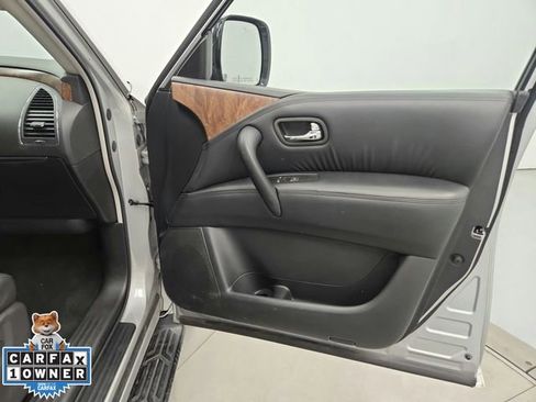 Used 2024 Nissan Armada SL AWD/4WD image 33
