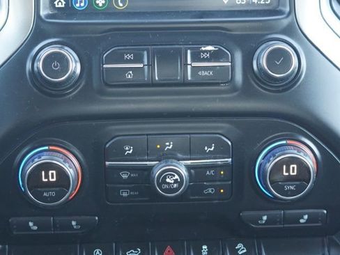 Used 2019 Chevrolet Silverado 1500 LT Trail Boss w/ Convenience Package image 30