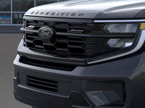 New 2026 Ford Expedition Platinum AWD/4WD image 17