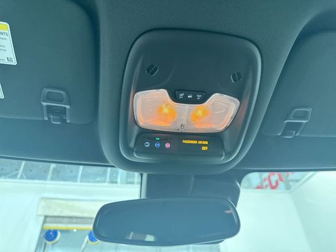 Used 2023 Chevrolet TrailBlazer RS w/ Convenience Package image 30