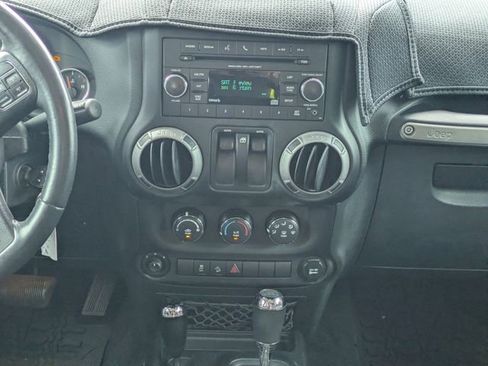 Used 2017 Jeep Wrangler Sport image 25