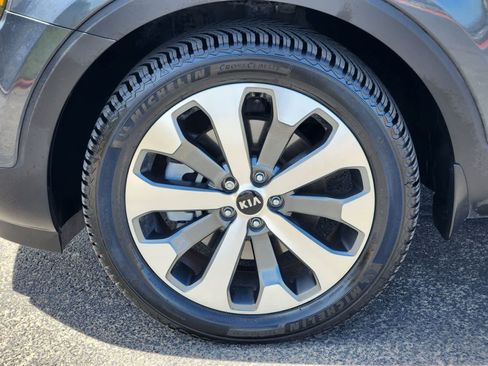 Used 2020 Kia Telluride EX w/ EX Premium Package image 8