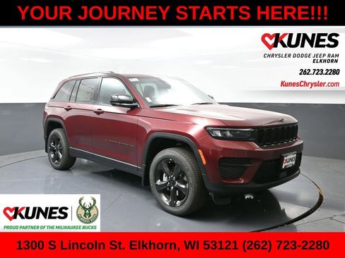 New 2025 Jeep Grand Cherokee Altitude w/ Trailer Tow Package image 1